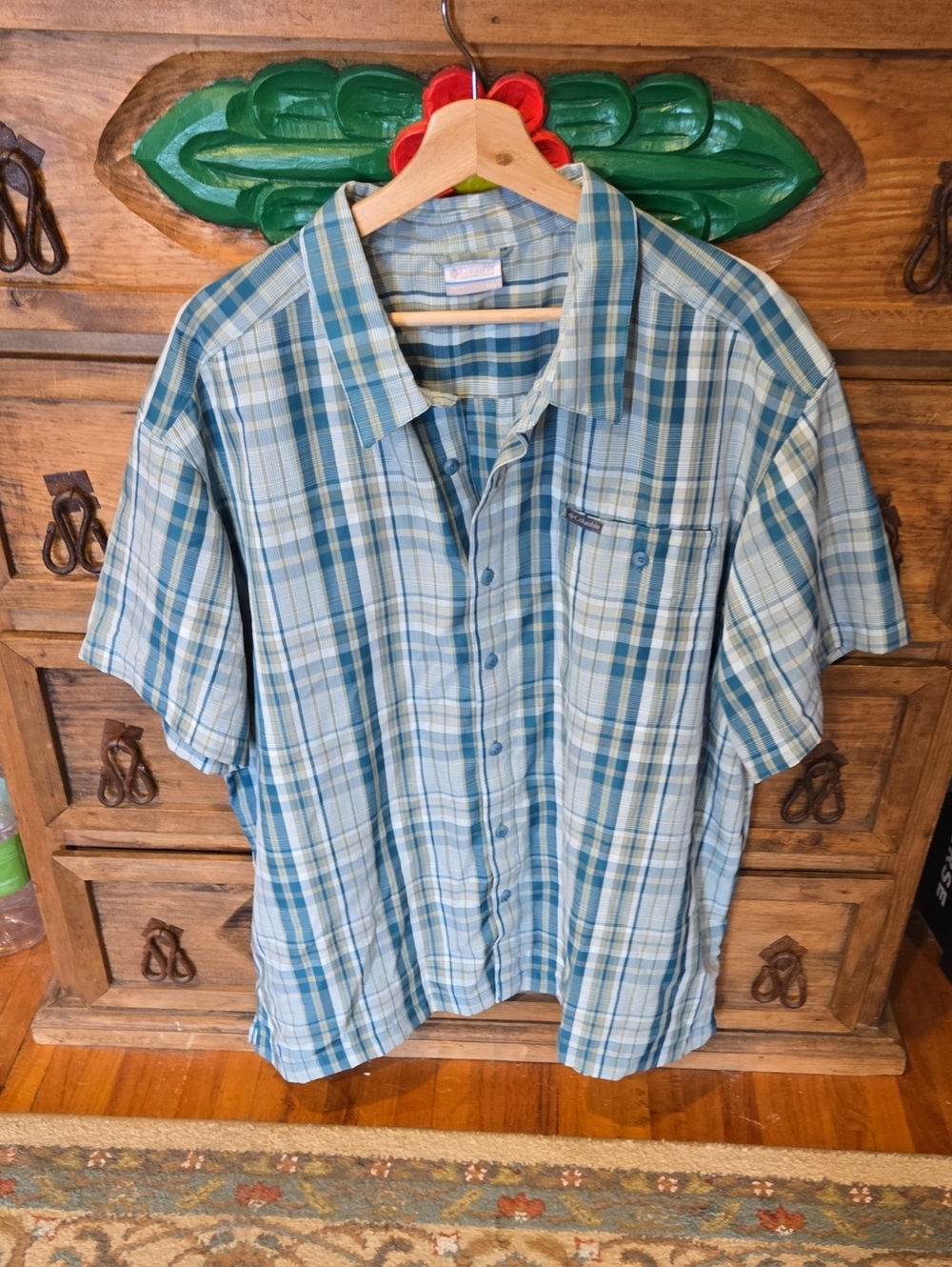 Columbia Men's Short-Sleeve Plaid Button-Down Shirt in Blue and White - Casual